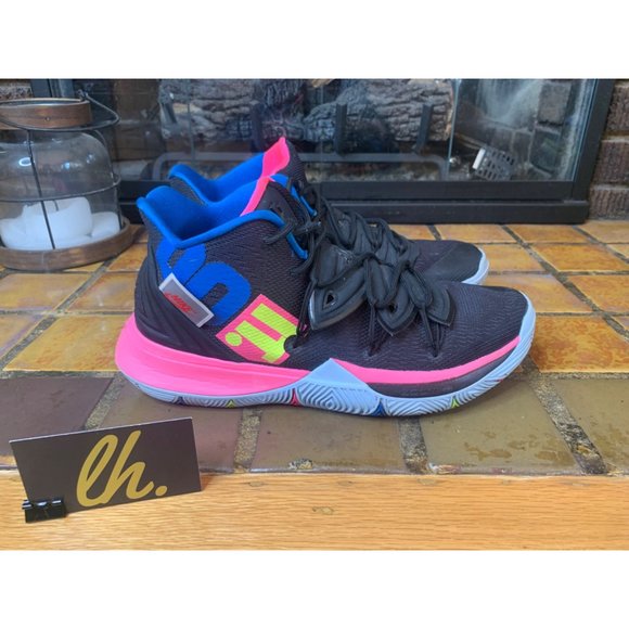 Mens 10 Nike Kyrie 5 “Just Do It” Athletic Basketball Sneakers AO2918-003 - Picture 5 of 9